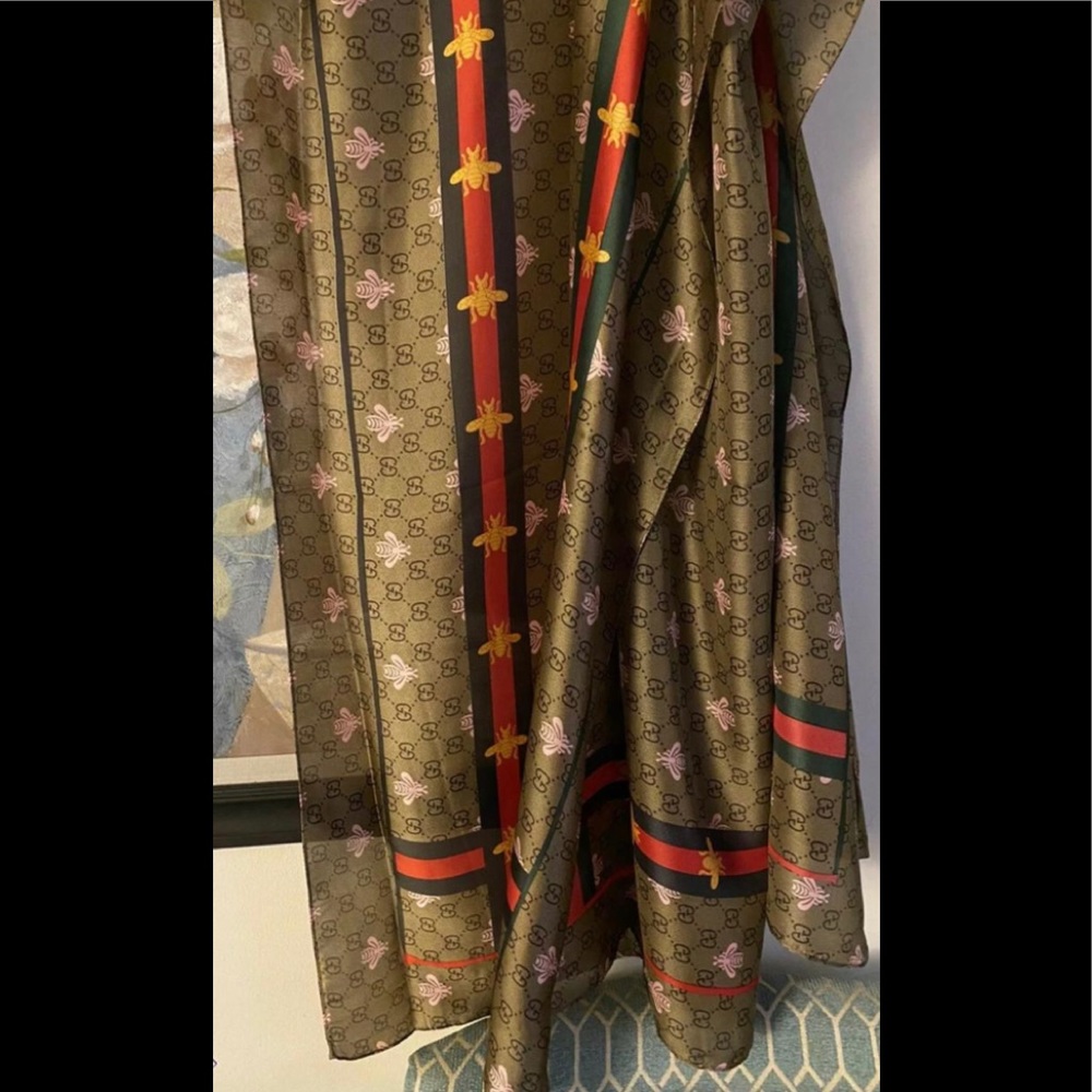 GUcci silk scarf